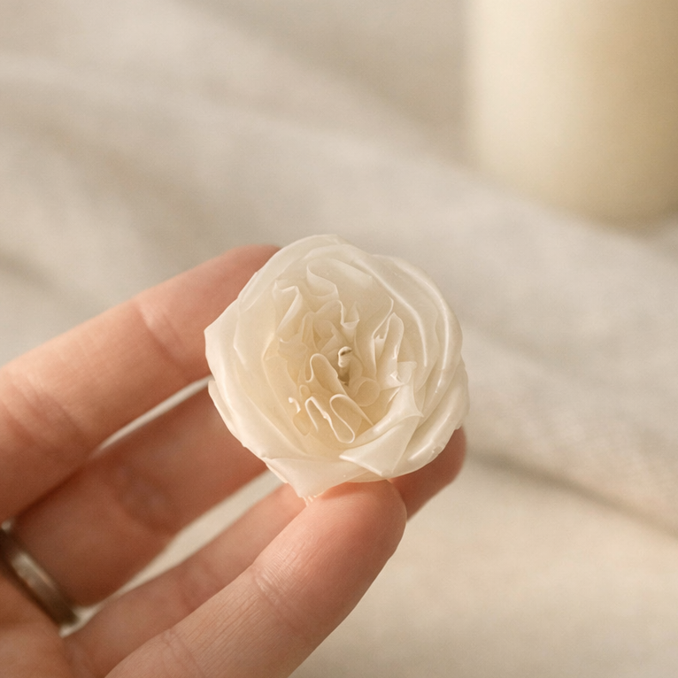 Beeswax Petite Rose Candles – Gift Box